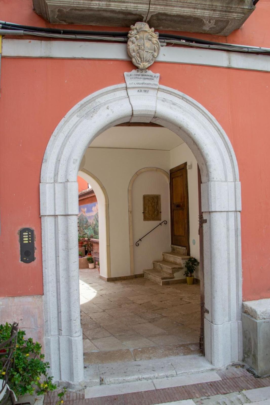 Palazzo Gentilizio De Maffutiis Hotel Auletta Exterior photo